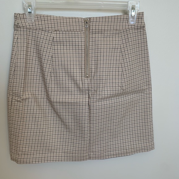 Garage checked pattern mini skirt size M never worn - Picture 2 of 6
